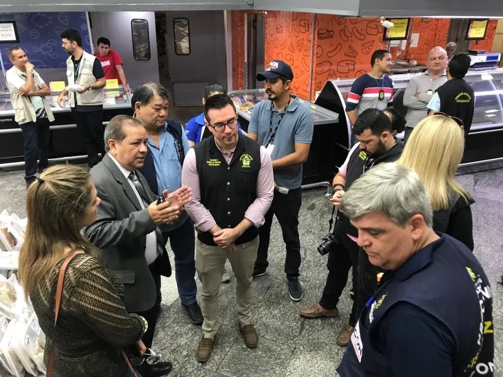 MPAM interdita temporariamente supermercado na Av. Umberto Calderaro Filho